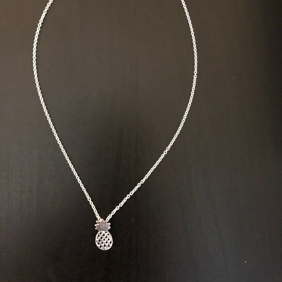 Pineapple Necklace - Picture 3 of 8
